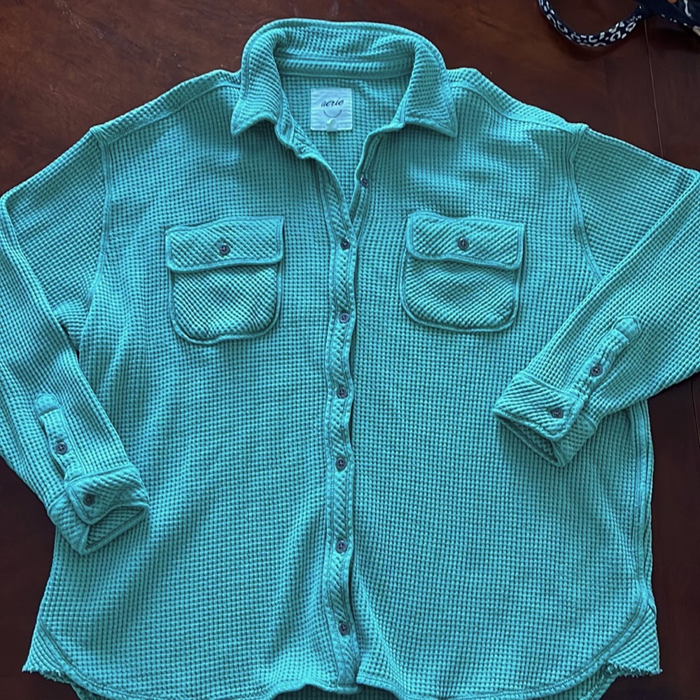 Aerie oversized waffle shirt/ lumbar Jane/ size small color: spearmint